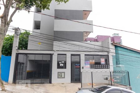 Apartamento para alugar com 43m², 2 quartos e sem vaga Apartamento para alugar com 43m², 2 quartos e sem vagaFachada