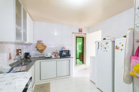 Casa à venda com 510m², 10 quartos e 6 vagasCozinha