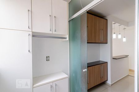 Apartamento à venda com 48m², 2 quartos e 1 vaga Apartamento à venda com 48m², 2 quartos e 1 vagaÁrea de Serviço