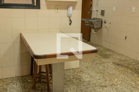 Apartamento para alugar com 148m², 3 quartos e 2 vagas Apartamento para alugar com 148m², 3 quartos e 2 vagasCozinha