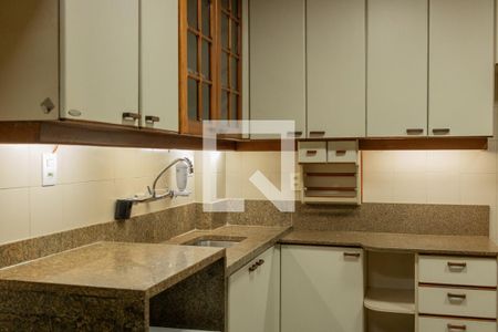 Apartamento para alugar com 148m², 3 quartos e 2 vagas Apartamento para alugar com 148m², 3 quartos e 2 vagasCozinha