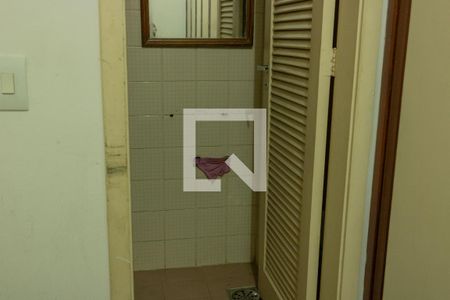 Apartamento para alugar com 148m², 3 quartos e 2 vagas Apartamento para alugar com 148m², 3 quartos e 2 vagasBanheiro de serviço