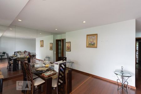 Sala de apartamento para alugar com 3 quartos, 148m² em Maracanã, Rio de Janeiro