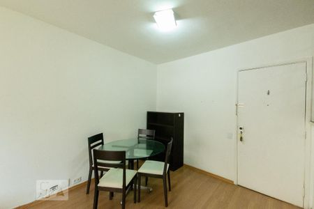 Sala de apartamento para alugar com 1 quarto, 43m² em Moema, São Paulo