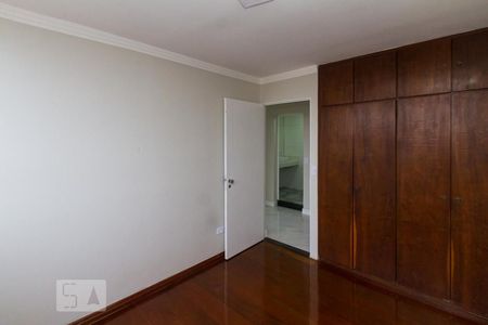 Apartamento à venda com 77m², 3 quartos e 1 vagaQuarto  02