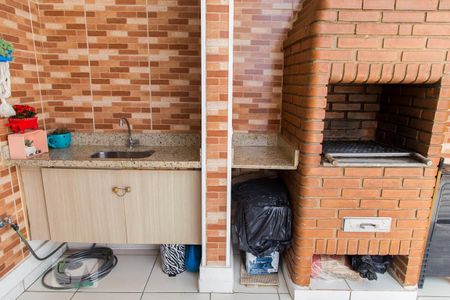 Apartamento à venda com 125m², 2 quartos e 2 vagas Apartamento à venda com 125m², 2 quartos e 2 vagasVista da área da churrasqueira - Detalhe