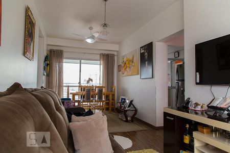 Apartamento à venda com 125m², 2 quartos e 2 vagas Apartamento à venda com 125m², 2 quartos e 2 vagasSala