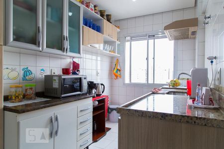 Apartamento à venda com 125m², 2 quartos e 2 vagas Apartamento à venda com 125m², 2 quartos e 2 vagasCozinha