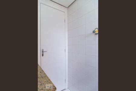 Apartamento à venda com 125m², 2 quartos e 2 vagas Apartamento à venda com 125m², 2 quartos e 2 vagasBanheiro social