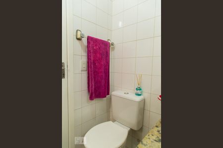 Apartamento à venda com 125m², 2 quartos e 2 vagas Apartamento à venda com 125m², 2 quartos e 2 vagasBanheiro da suíte