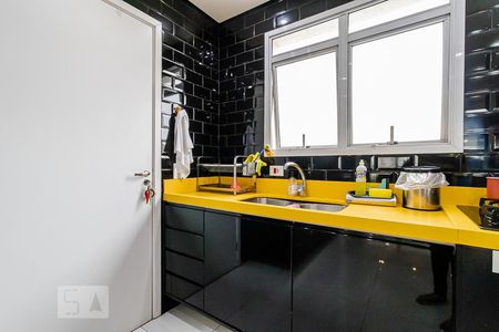 Apartamento para alugar com 130m², 3 quartos e 2 vagasCozinha