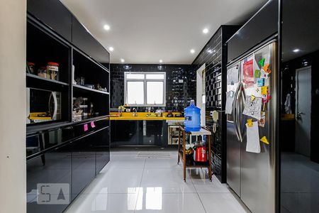 Apartamento para alugar com 130m², 3 quartos e 2 vagasCozinha