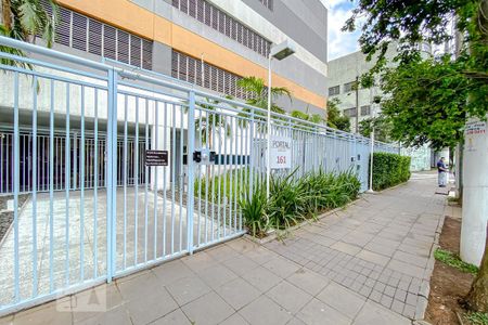 Apartamento para alugar com 57m², 2 quartos e 1 vagaFachada
