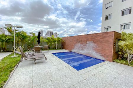 Apartamento para alugar com 57m², 2 quartos e 1 vagaÁrea comum - Piscina