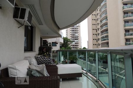 Varanda de apartamento para alugar com 2 quartos, 68m² em Jacarepaguá, Rio de Janeiro