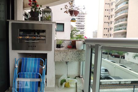 Varanda gourmet de apartamento para alugar com 2 quartos, 68m² em Jacarepaguá, Rio de Janeiro