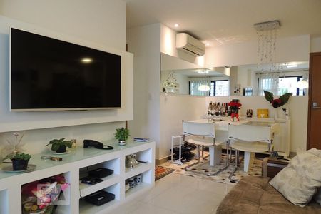 Sala de apartamento para alugar com 2 quartos, 68m² em Jacarepaguá, Rio de Janeiro