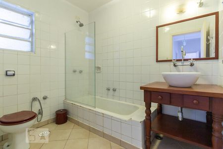 Apartamento para alugar com 95m², 2 quartos e sem vagaBanheiro