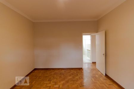 Casa à venda com 200m², 3 quartos e 2 vagasQuarto 01