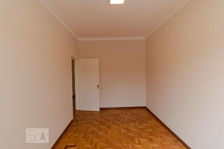 Casa à venda com 200m², 3 quartos e 2 vagasQuarto 02