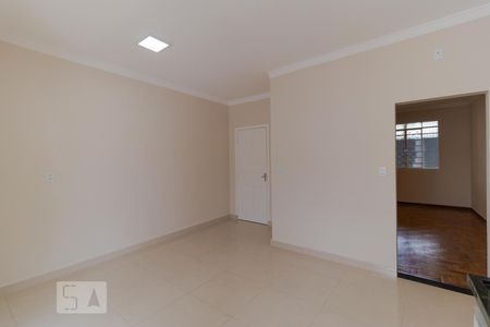 Casa à venda com 200m², 3 quartos e 2 vagasCozinha