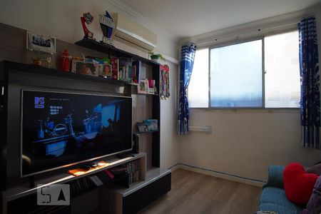 Sala de apartamento para alugar com 2 quartos, 55m² em Protásio Alves, Porto Alegre