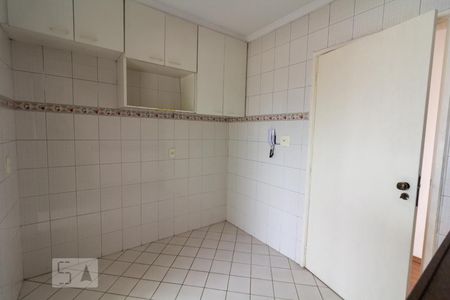 Apartamento à venda com 68m², 3 quartos e 1 vaga Apartamento à venda com 68m², 3 quartos e 1 vagaCozinha