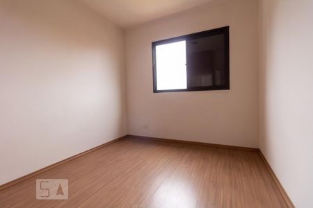 Quarto 1 de apartamento à venda com 3 quartos, 68m² em Jardim Pinheiros, São Paulo