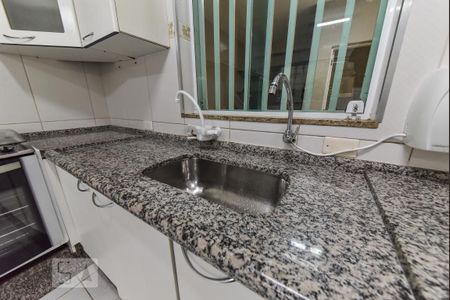 Casa à venda com 220m², 5 quartos e 3 vagasCozinha