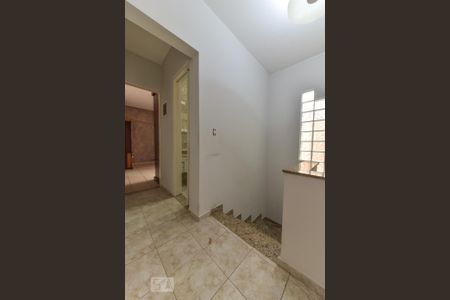 Casa à venda com 220m², 5 quartos e 3 vagasCorredor de Acesso