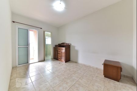 Casa à venda com 220m², 5 quartos e 3 vagasSuíte 1