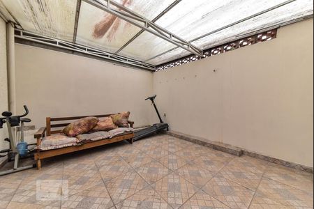 Casa à venda com 220m², 5 quartos e 3 vagasVaranda da Suíte 2