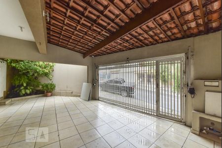 Casa à venda com 220m², 5 quartos e 3 vagasGaragem