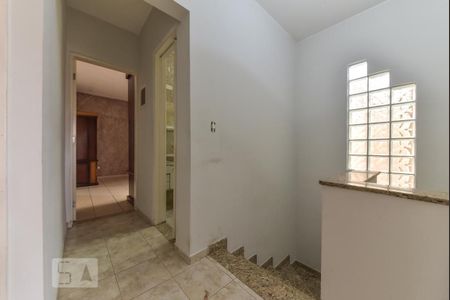 Casa à venda com 220m², 5 quartos e 3 vagasCorredor de Acesso