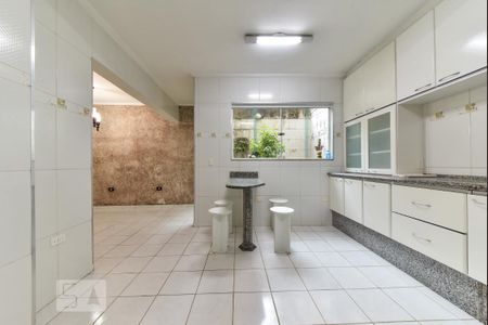 Casa à venda com 220m², 5 quartos e 3 vagasCozinha