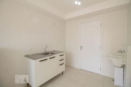 Cozinha  de apartamento para alugar com 1 quarto, 27m² em Cambuci, São Paulo