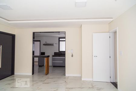 Apartamento para alugar com 158m², 3 quartos e 3 vagas Apartamento para alugar com 158m², 3 quartos e 3 vagasSala