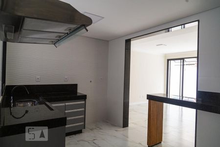 Apartamento para alugar com 158m², 3 quartos e 3 vagas Apartamento para alugar com 158m², 3 quartos e 3 vagasCozinha