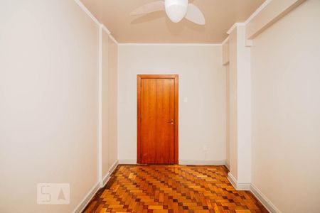 Dormitório Detalhe porta de apartamento à venda com 2 quartos, 74m² em Centro Histórico, Porto Alegre