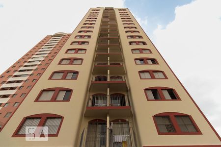 Apartamento para alugar com 68m², 3 quartos e 1 vagaFachada