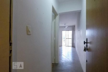 Apartamento para alugar com 68m², 3 quartos e 1 vaga Apartamento para alugar com 68m², 3 quartos e 1 vagaEntrada