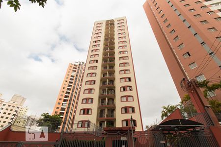 Apartamento para alugar com 68m², 3 quartos e 1 vagaFachada