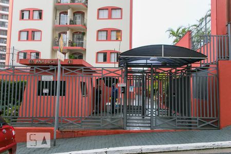 Apartamento para alugar com 68m², 3 quartos e 1 vaga Apartamento para alugar com 68m², 3 quartos e 1 vagaFachada