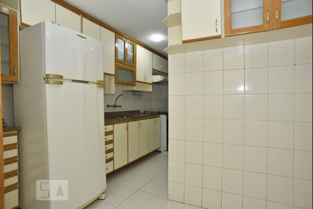 Apartamento à venda com 113m², 3 quartos e 2 vagasCozinha