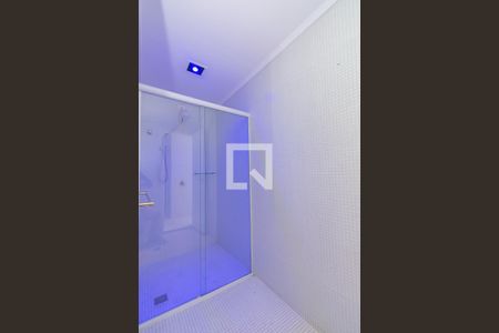 Apartamento à venda com 143m², 2 quartos e 1 vaga Apartamento à venda com 143m², 2 quartos e 1 vagaBanheiro da Suíte 2