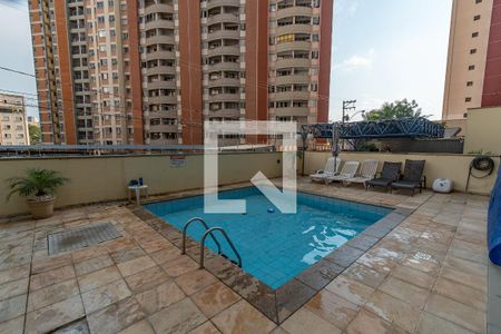 Apartamento à venda com 143m², 2 quartos e 1 vaga Apartamento à venda com 143m², 2 quartos e 1 vagaÁrea comum - Piscina