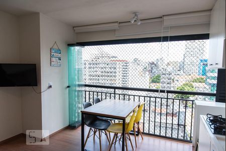Sala/cozinha de apartamento para alugar com 1 quarto, 27m² em Sé, São Paulo