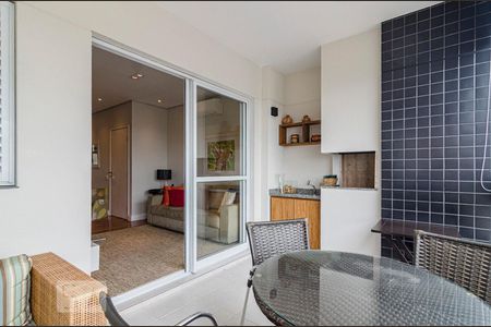 Apartamento para alugar com 93m², 3 quartos e 2 vagas Apartamento para alugar com 93m², 3 quartos e 2 vagasVaranda