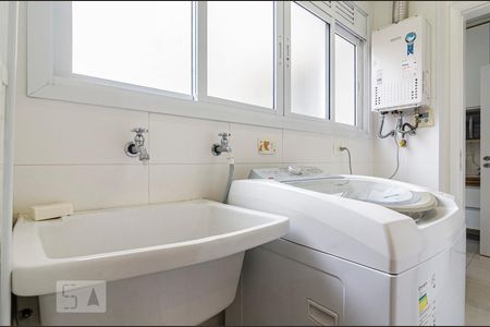 Apartamento para alugar com 93m², 3 quartos e 2 vagas Apartamento para alugar com 93m², 3 quartos e 2 vagasÁrea de serviço