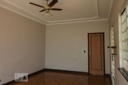 Sala de casa para alugar com 4 quartos, 204m² em Centro, Ribeirão Preto